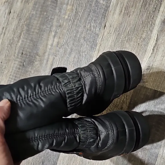 Sorel Kids' Gray and Orange Winter Boots