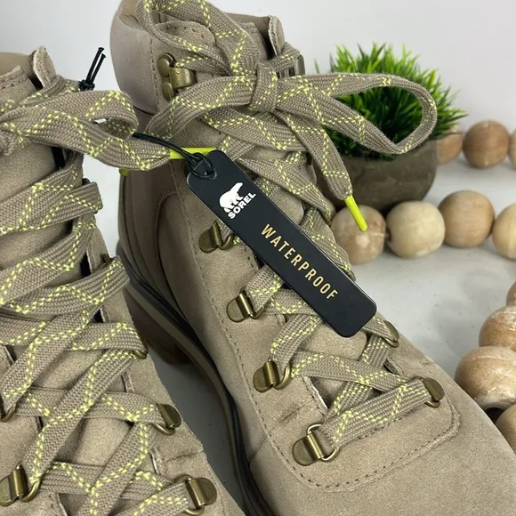 Sorel Lennox Hiker STKD Boot Sz 11 Color Beige Waterproof  NWT