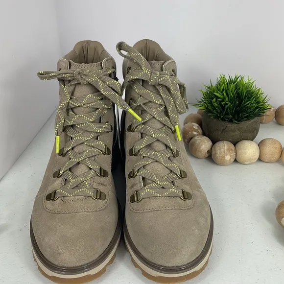 Sorel Lennox Hiker STKD Boot Sz 11 Color Beige Waterproof  NWT