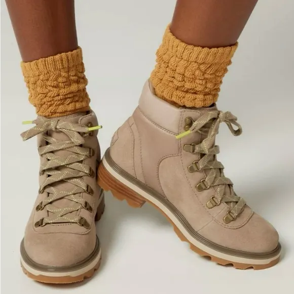 Sorel Lennox Hiker STKD Boot Sz 11 Color Beige Waterproof  NWT