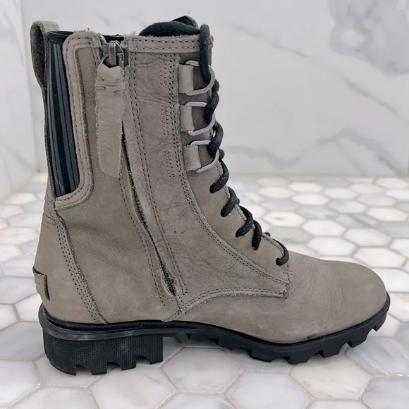 SOREL Phoenix Gray &amp; Black Lace Up Hiking Boots Women’s Size 7