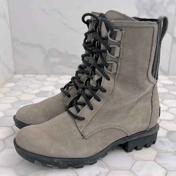 SOREL Phoenix Gray &amp; Black Lace Up Hiking Boots Women’s Size 7