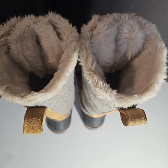 Sorel Tivoli High II Suede Winter Boots Curry Brown/Gray Felt/ Black Base 8.5