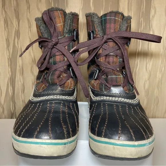Sorel Tivoli Women’s 9 Waterproof Mulberry Brown Plaid Lined NL1654-207