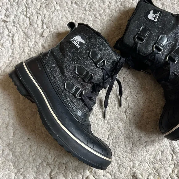Sorel: Women's Black Glitter &quot;Tivoli&quot; Waterproof Lace Up Winter Boots Size 8