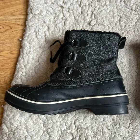 Sorel: Women's Black Glitter &quot;Tivoli&quot; Waterproof Lace Up Winter Boots Size 8