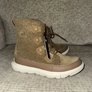 Sorel Women's Explorer II‎ Joan Teddy Boots size 8 NWT!