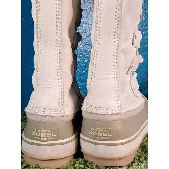 Sorel Women's Joan of Arctic Cold-Weather Faux Fur Boots Fawn Size US 8 EU 39