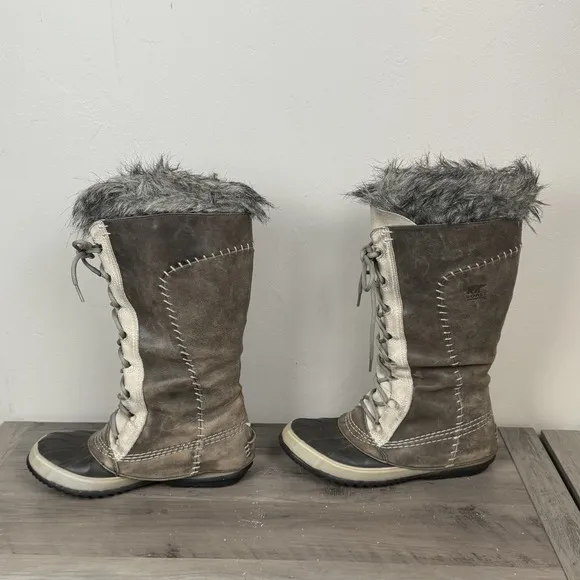 Sorel Womens Size 8 Cate the Great Taupe Winter Snow Boot Faux Fur Lace Up