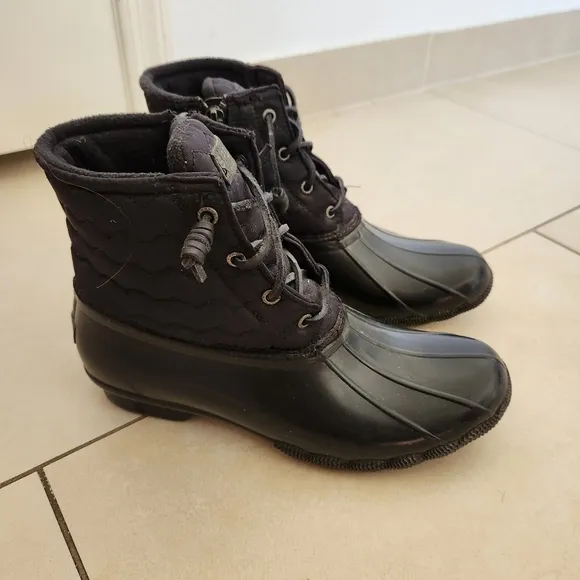Sperry Cold Weather Puff Duck Boots . Size 10 msrp $110
