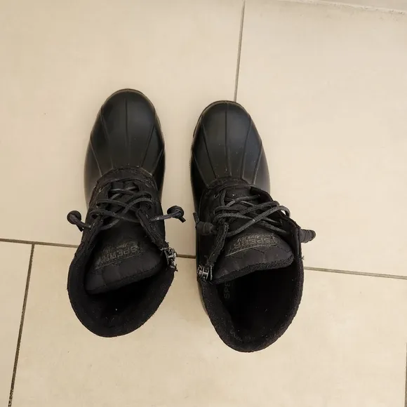 Sperry Cold Weather Puff Duck Boots . Size 10 msrp $110