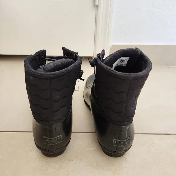 Sperry Cold Weather Puff Duck Boots . Size 10 msrp $110