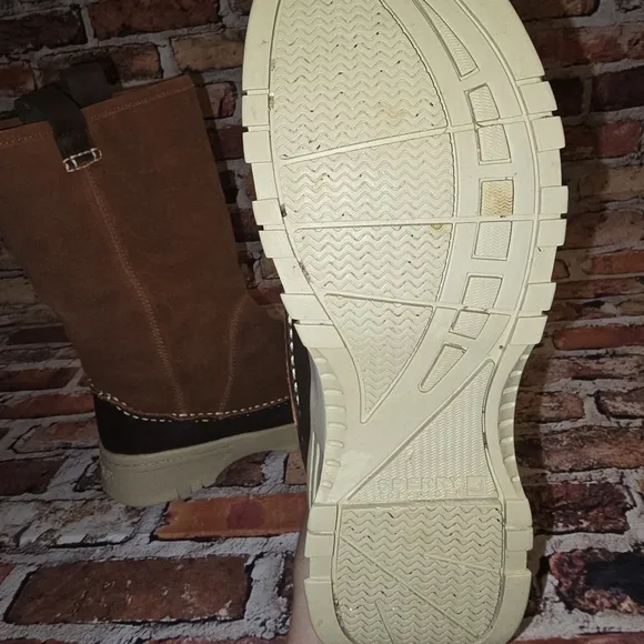Sperry Keelan Rust Suede Pulll On  Winter Boots Size 7.5M