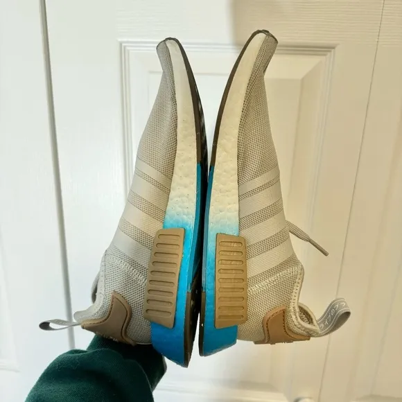 Star Wars x Adidas Boost Womens Rey Running Shoes NMD R1 Size 9.5