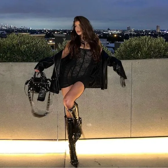 Stilleto fringe boots
