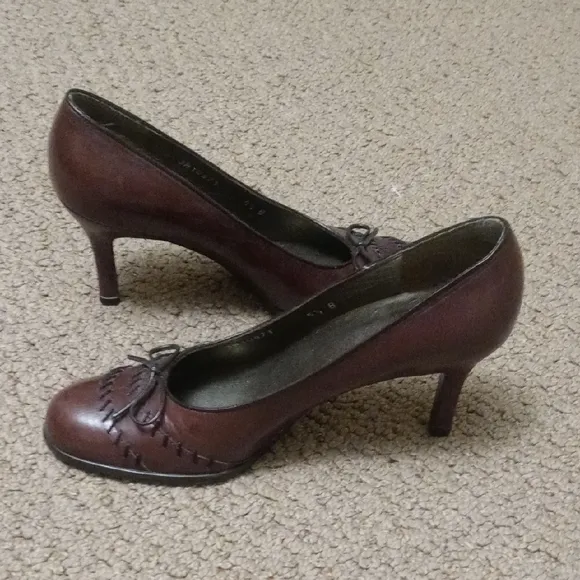 Stuart Weitzman Brown Leather Women's Heels