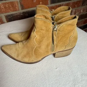 Sundance Dan Post Tan Suede Cowgirl Western Booties Country Westernwear