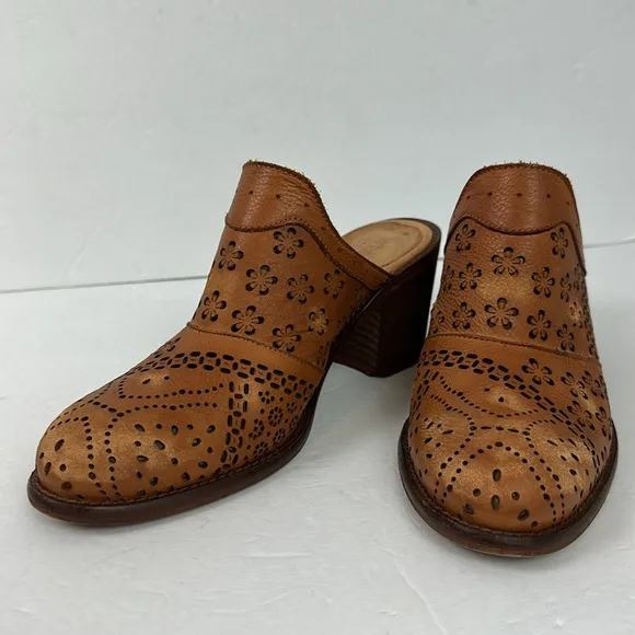 Sundance Veracruz Morrow Floral Lazer Cut Leather Heeled Mules Sz 40