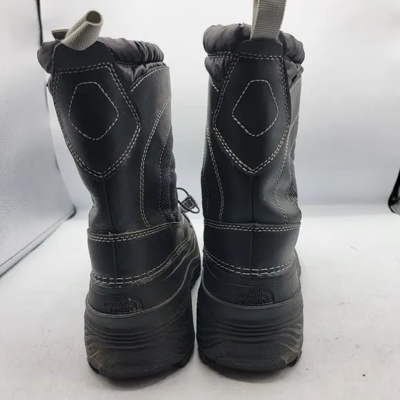 The North Face Alpenglow IV 4 Boys Size 6 Black Winter Snow Boots NF0A2T5P