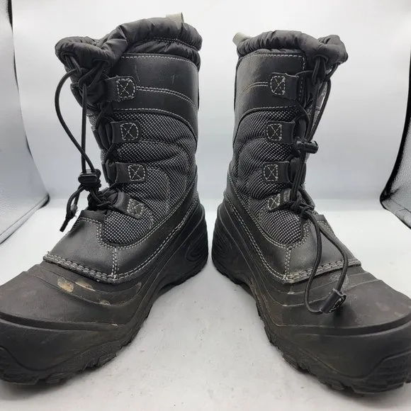 The North Face Alpenglow IV 4 Boys Size 6 Black Winter Snow Boots NF0A2T5P