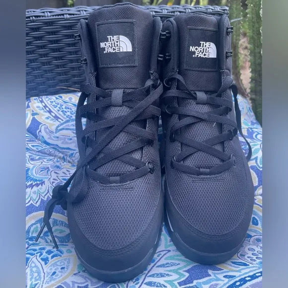 The North Face Black High Top Hiking Boots Size 14 Mens Not Worn Walking Outdoor
