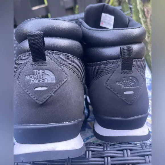 The North Face Black High Top Hiking Boots Size 14 Mens Not Worn Walking Outdoor