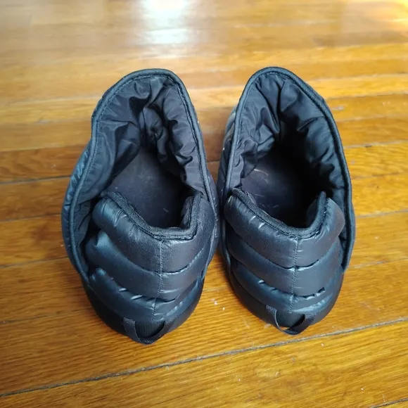 The North Face Thermoball Traction Bootie Black Puffer Slippers Shoes Men’s 11