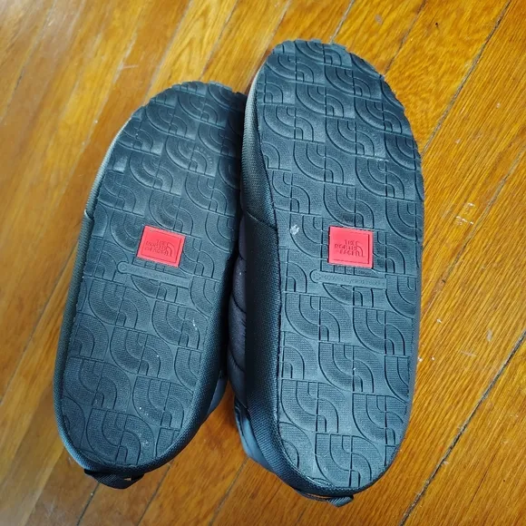 The North Face Thermoball Traction Bootie Black Puffer Slippers Shoes Men’s 11
