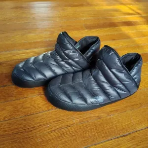 The North Face Thermoball Traction Bootie Black Puffer Slippers Shoes Men’s 11