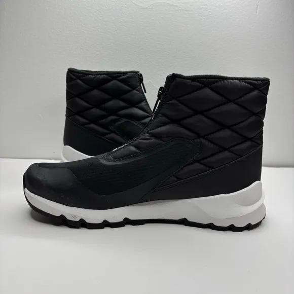 The North Face Women’s Winter Boots NWOT