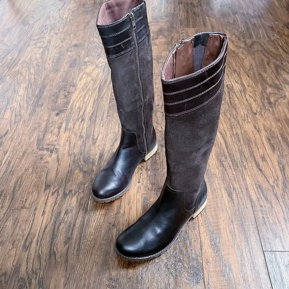 Timberland • Bethel Heights boot chocolate brown leather suede riding wide calf