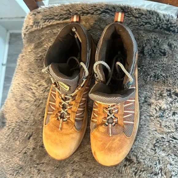 Timberland Wide Mount Maddsen Leather Mid Ankle Hiking Boots, Size 8.5
