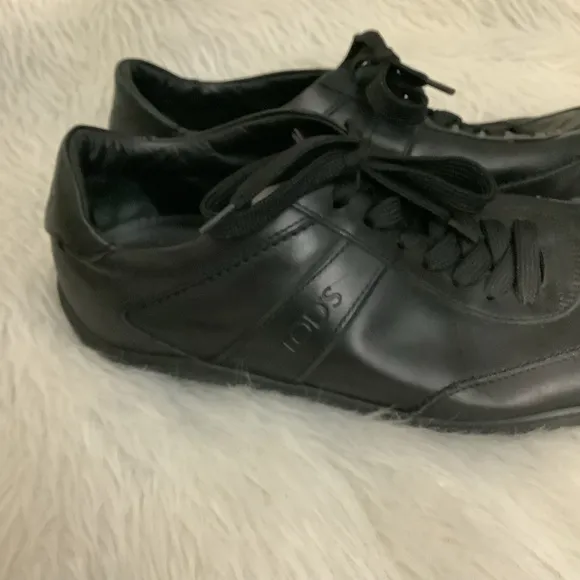 Tods men’s black leather lace up shoes size 7.5