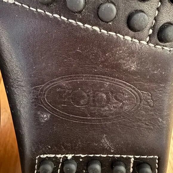 Tods Womens Black Leather Driving Loafers Size 36.5 EU With Rubber Sole Detailin