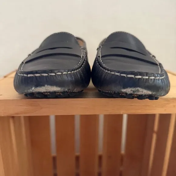 Tods Womens Black Leather Driving Loafers Size 36.5 EU With Rubber Sole Detailin