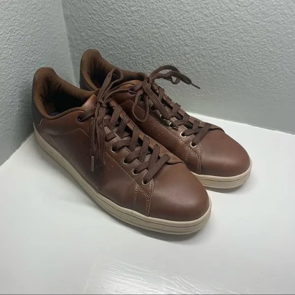 Tommy Hilfiger brown leather sneakers