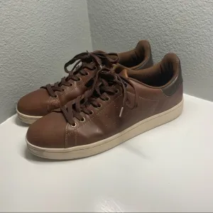 Tommy Hilfiger brown leather sneakers
