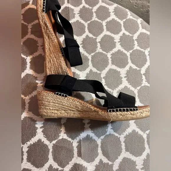 Toni Pons Wedge Sandals Made in Spain summer business casual beach