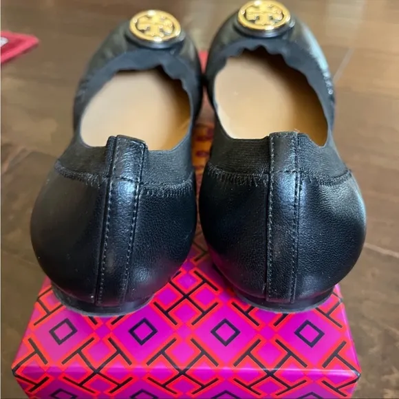 Tory Burch Black Leather Gold Logo Ballet Flat Shoes