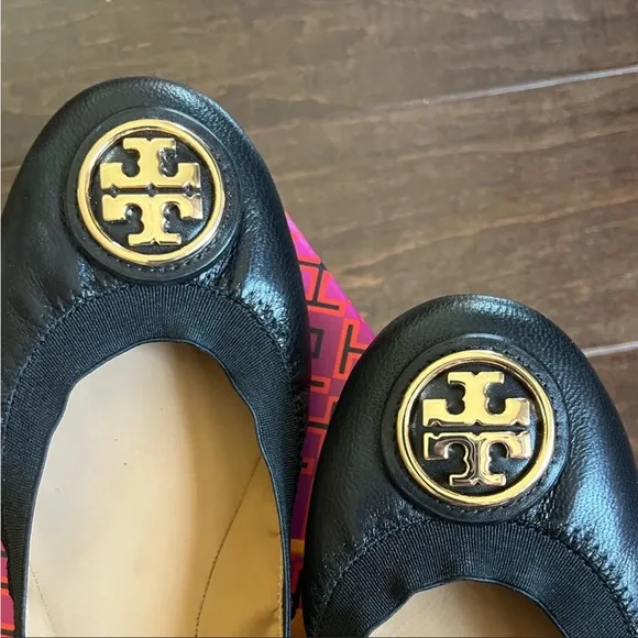 Tory Burch Black Leather Gold Logo Ballet Flat Shoes