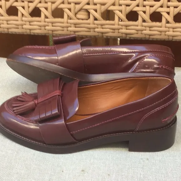 Tory Burch Brown Leather Flats Timeless Design