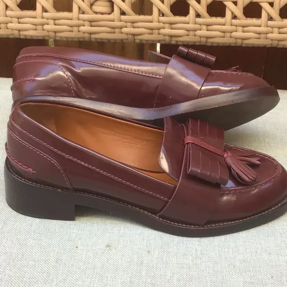 Tory Burch Brown Leather Flats Timeless Design