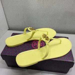 Tory Burch Mini Miller Sandals – Women’s Size 8 – Yellow – Open Box