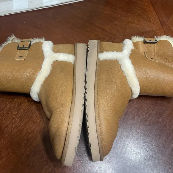 UGG AIREHART CHESTNUT SHEEPSKIN BUCKLE BOOTS 10