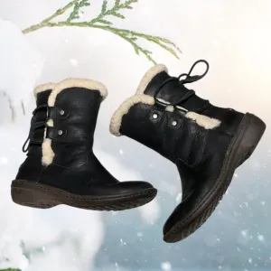 UGG Australia Akadia‎ 1007760 Black Leather Lace Up Boots Sheerling 7