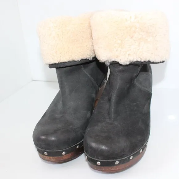 UGG Australia Boots Lynne’s Black Leather Fur Cuffed Boots Wood Heels Sz 6 3207