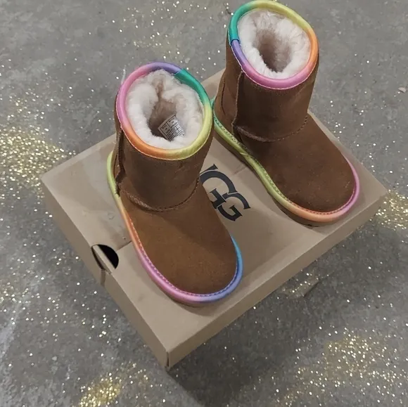 UGG Australia Kids classic short ll rainbow boots