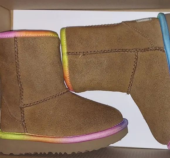 UGG Australia Kids classic short ll rainbow boots