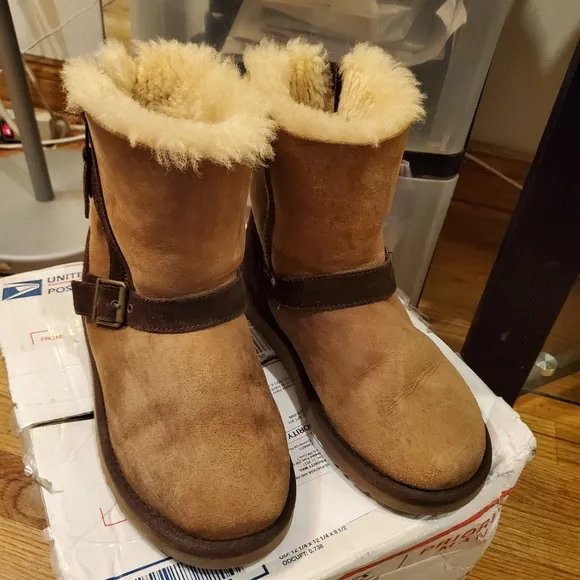 Ugg Australia Sheepskin Boots Size 3 Kids