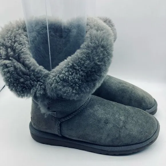 UGG Australia Women’s Bailey Button Leather/Sheepskin Boots 6